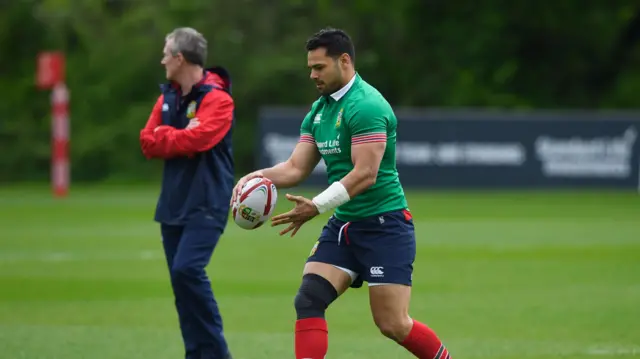 Ben Te'o in the training session