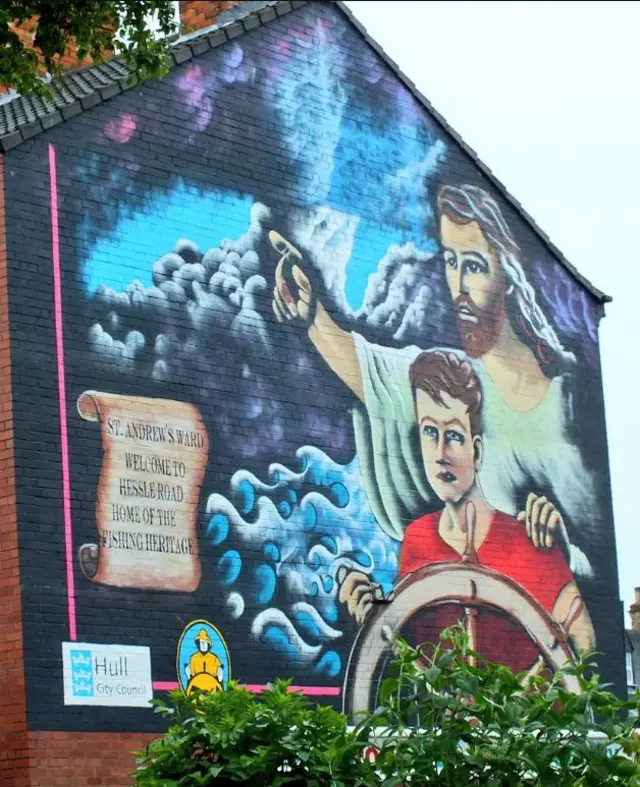 New Hull mural