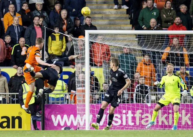 Paul Dixon scores United's winner