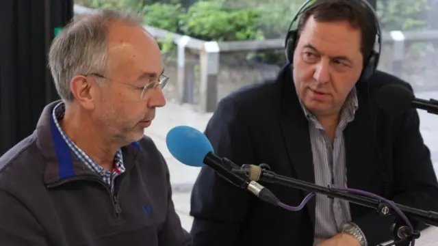 Martin Tett (pictured above with presenter Roberto Perrone)