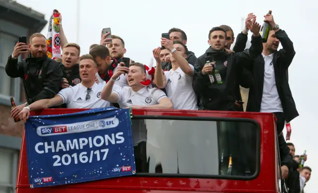 Sheffield United players on bus