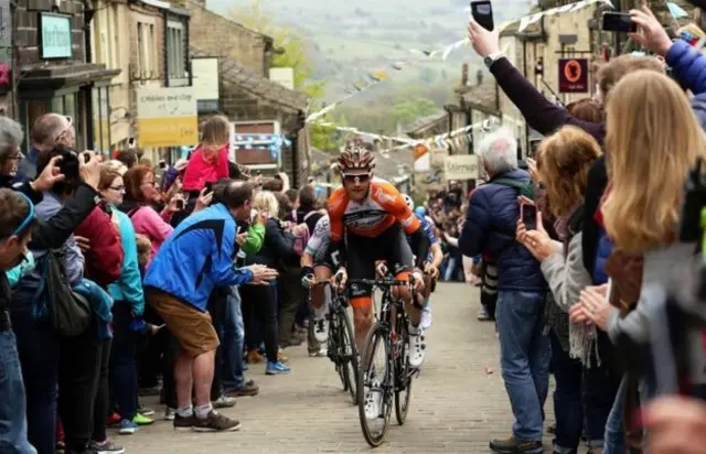 Tour de Yorkshire in Haworth