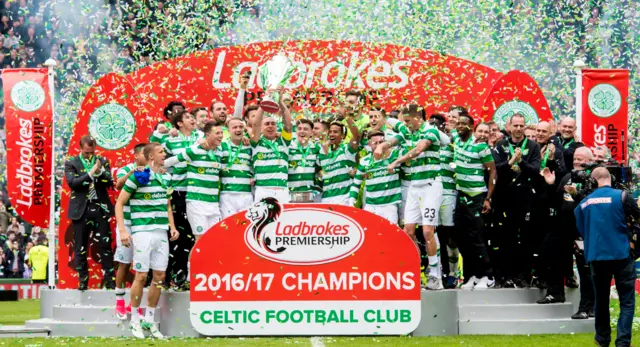 Celtic receive the trophy