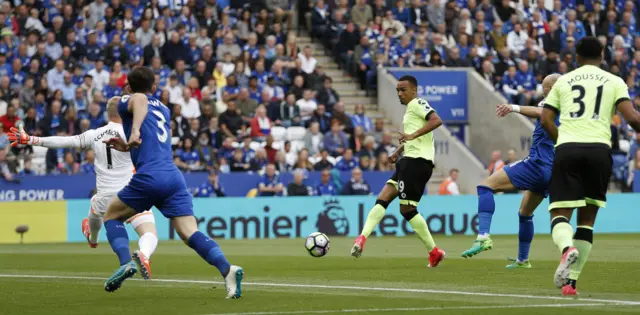 Stanislas scores the first goal