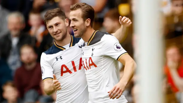 Harry Kane celebrates