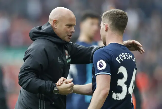 Agnew shakes hands with Forshaw