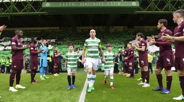 Hearts formed a guard of honour for the champions prior to kick off