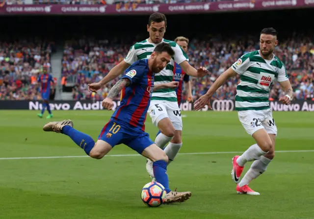 Lionel Messi tries to control the ball