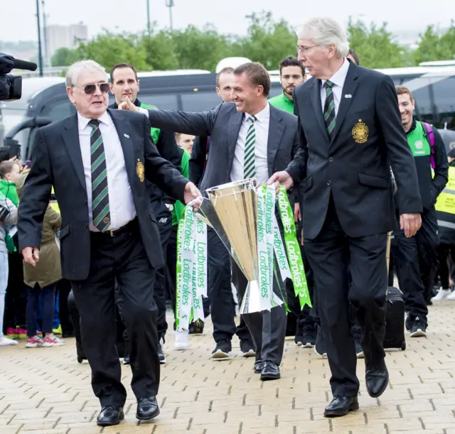 Lisbon Lions Willie Wallace (left) and Jim Craig