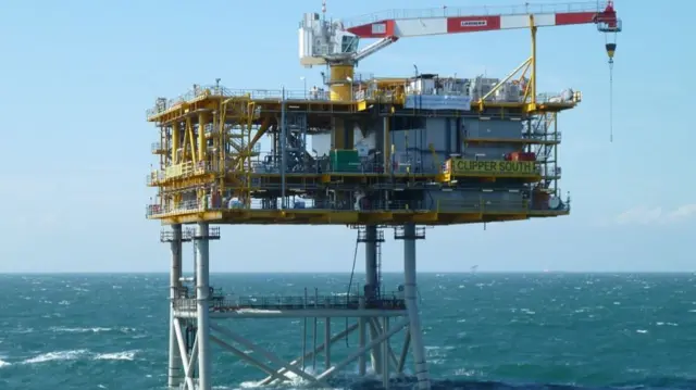 Clipper South rig in North Sea