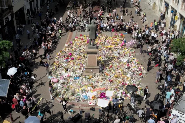 Tributes in Manchester