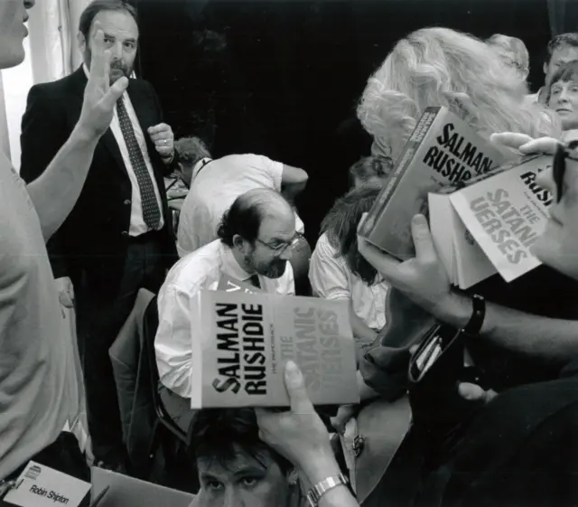 Salman Rushdie at the Hay Festival in 1992