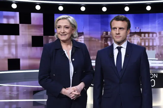 Marine Le Pen and Emmanuel Macron before their debate, 3 May