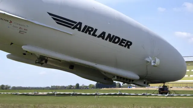 Airlander 10