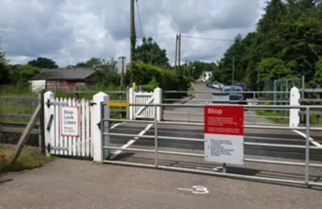 Level Crossing at Melton