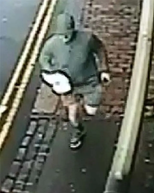 Rye bag snatch CCTV