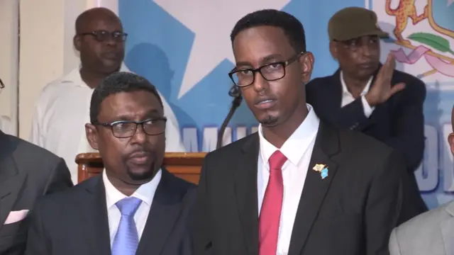 Mr Abas with another Somali politician