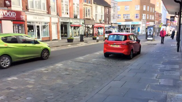 Shoplatch