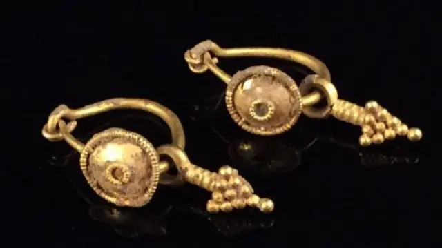 Roman jewellery