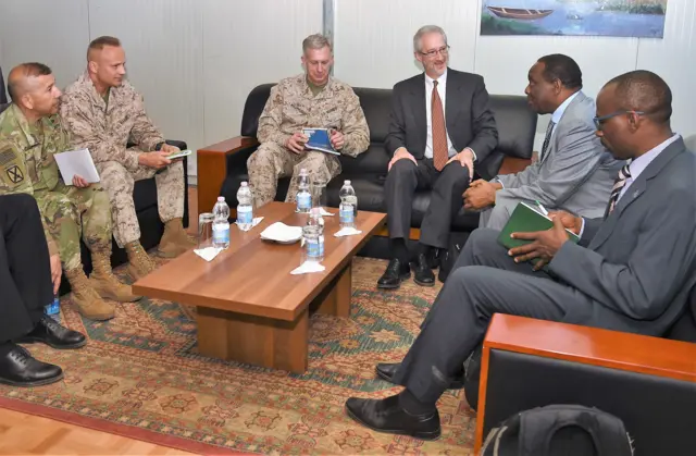 US team meeting Somali officials