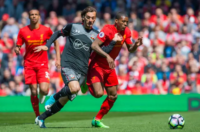 Gabbiadini pushes forward