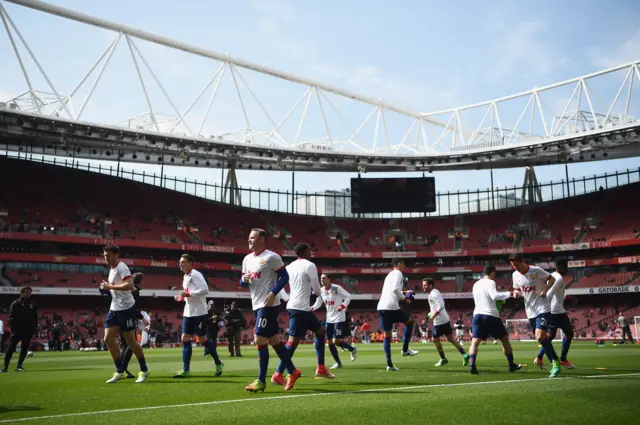 Manchester United warm up