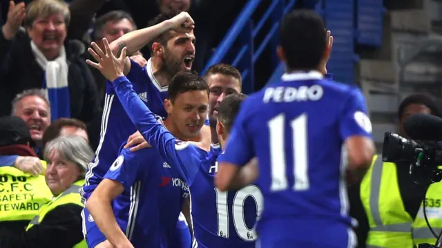 Chelsea players celebrate Nemanja Matic's goal