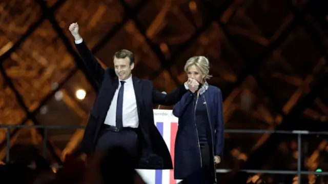 macron and trogneux at the louvre