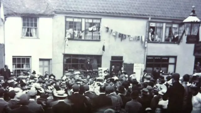 Lord Kitchener's visit to Debenham in 1902