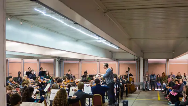 Multi-story orchestra at Endeavour House