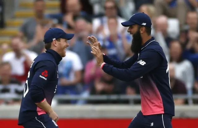 Eoin Morgan & Moeen Ali