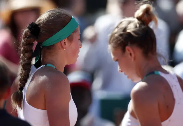 Jelena Ostapenko and Simona Halep