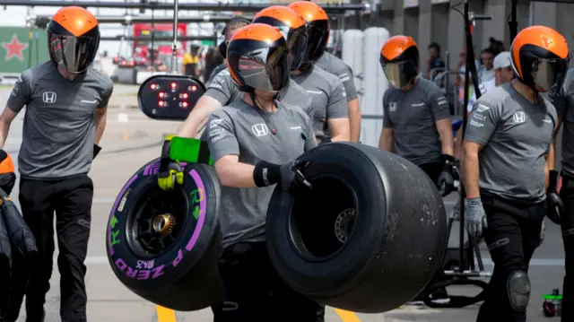 McLaren mechanics