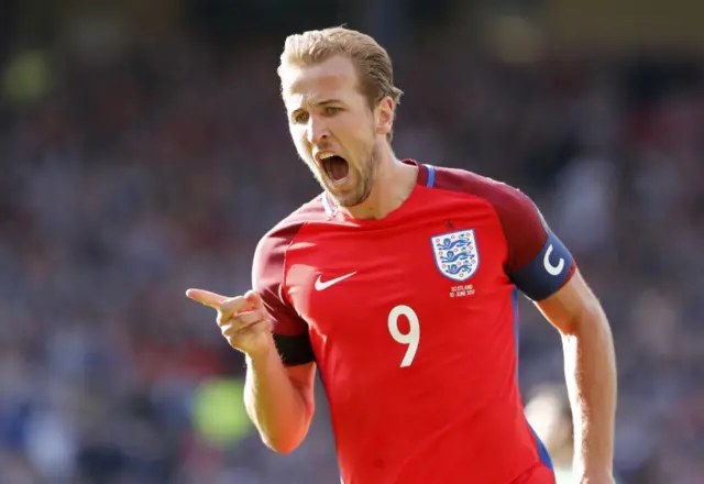 Harry Kane celebrates