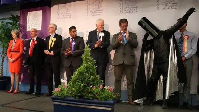 Lord Buckethead at the count in Maidenhead