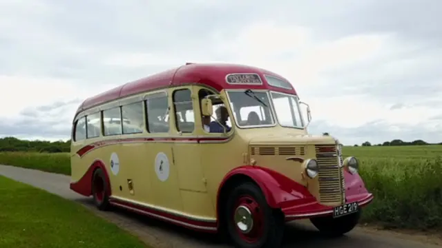 The 1950s coach