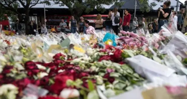 Flowers at London Bridge