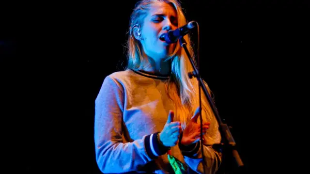 Hannah Reid of London Grammar