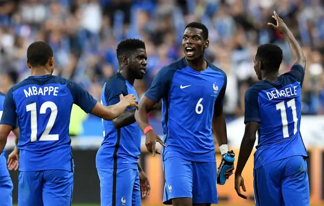 Ousmane Dembele celebrates