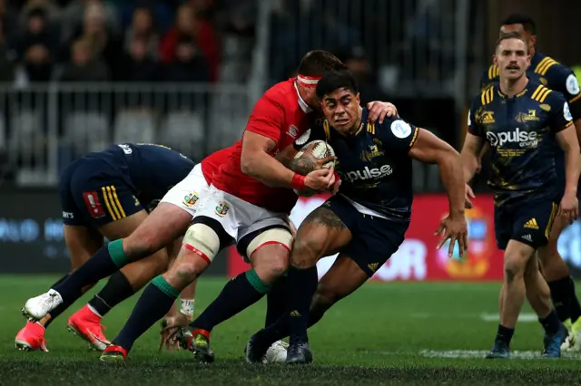 Malakai Fekitoa of the Highlanders tries to break through