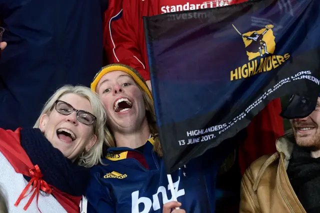 Highlanders fans