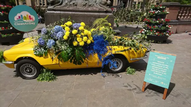 Flower car