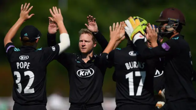 Gareth Batty celebrates another wicket against Worcestershire