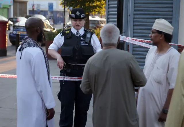 Police talk to Muslim residents