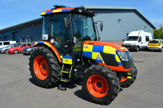 Police tractor