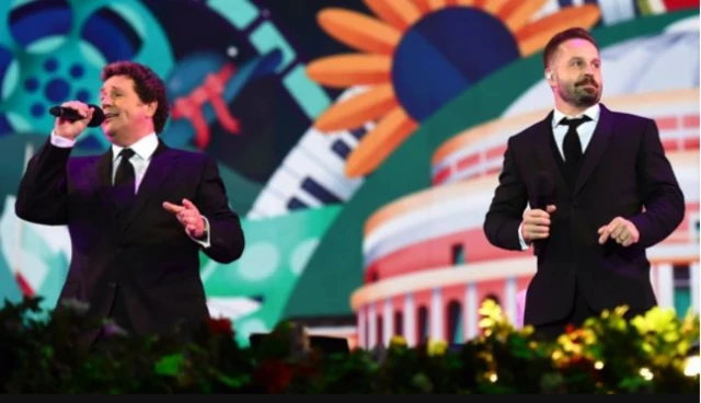 Michael Ball and Alfie Boe performing at BBC Proms in the park