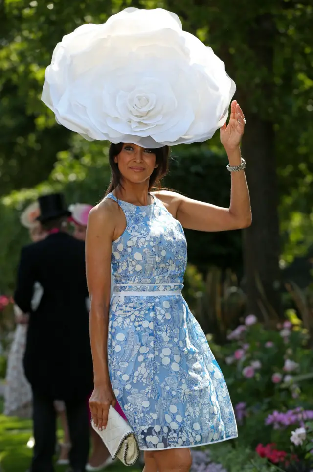 Racegoer wearing a hat