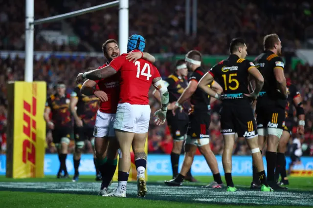 Jack Nowell celebrates with Greig Laidlaw