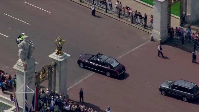 Queen's car