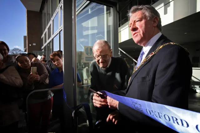 Bill Buckingham opening community centre